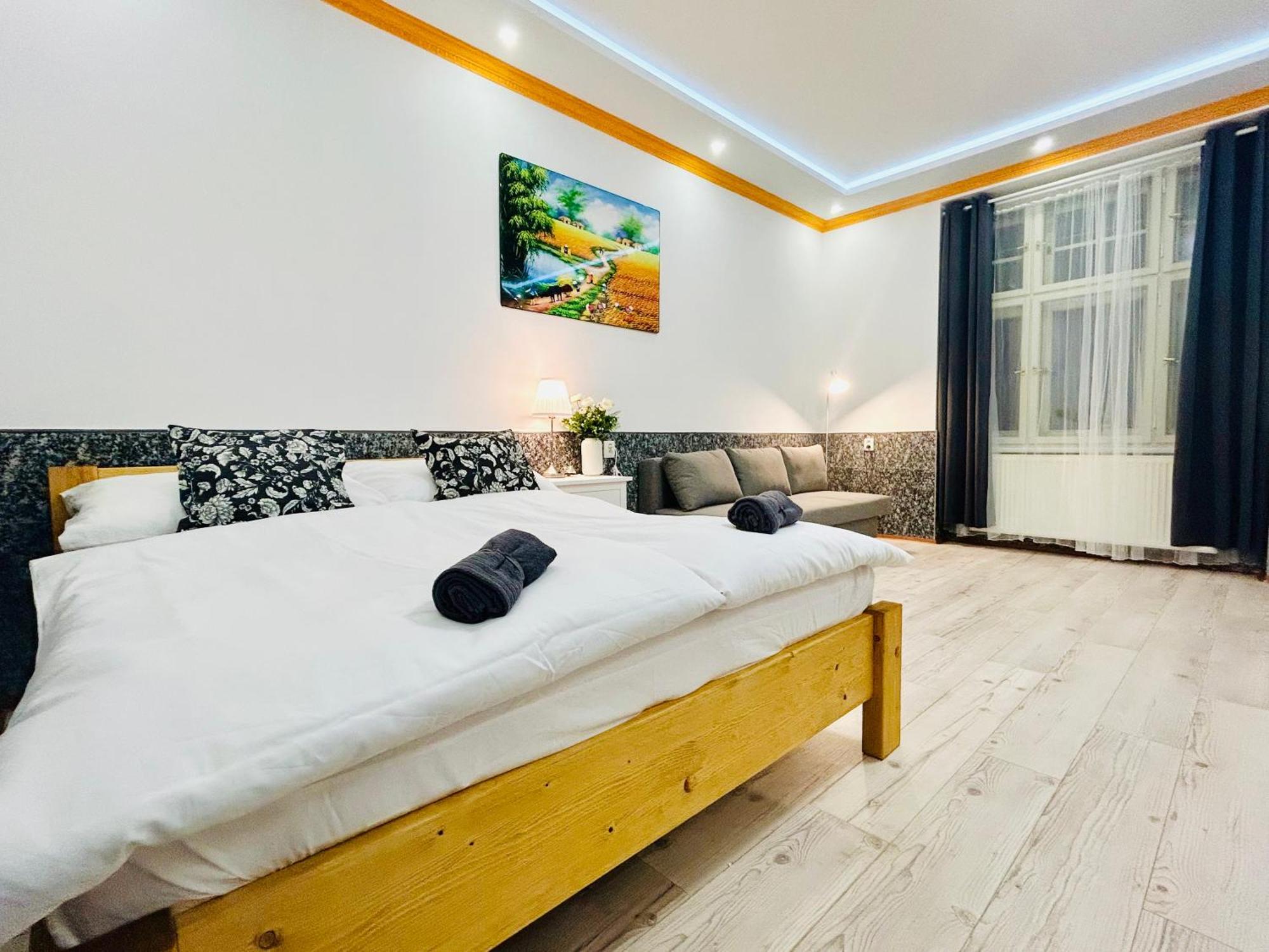 Modern Spacious Apartment In Center Prague Extérieur photo